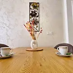 Appartamento Chic, Sunny And Cozy One Bedroom Bliss Varna