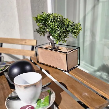 Chic, Sunny And Cozy One Bedroom Bliss Varna