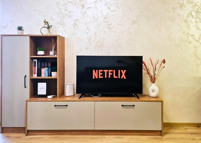 Chic, Sunny And Cozy One Bedroom Bliss Lejlighed Varna